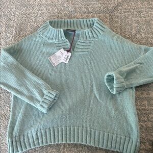 NWT, Robin egg BlueWomen's Sweater, s/m